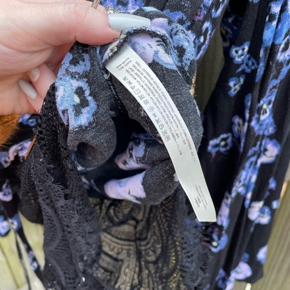 Free People Intimately Forties Feels Floral Print Bell Sleeve Lace Bodysuit - Picture 9 of 10